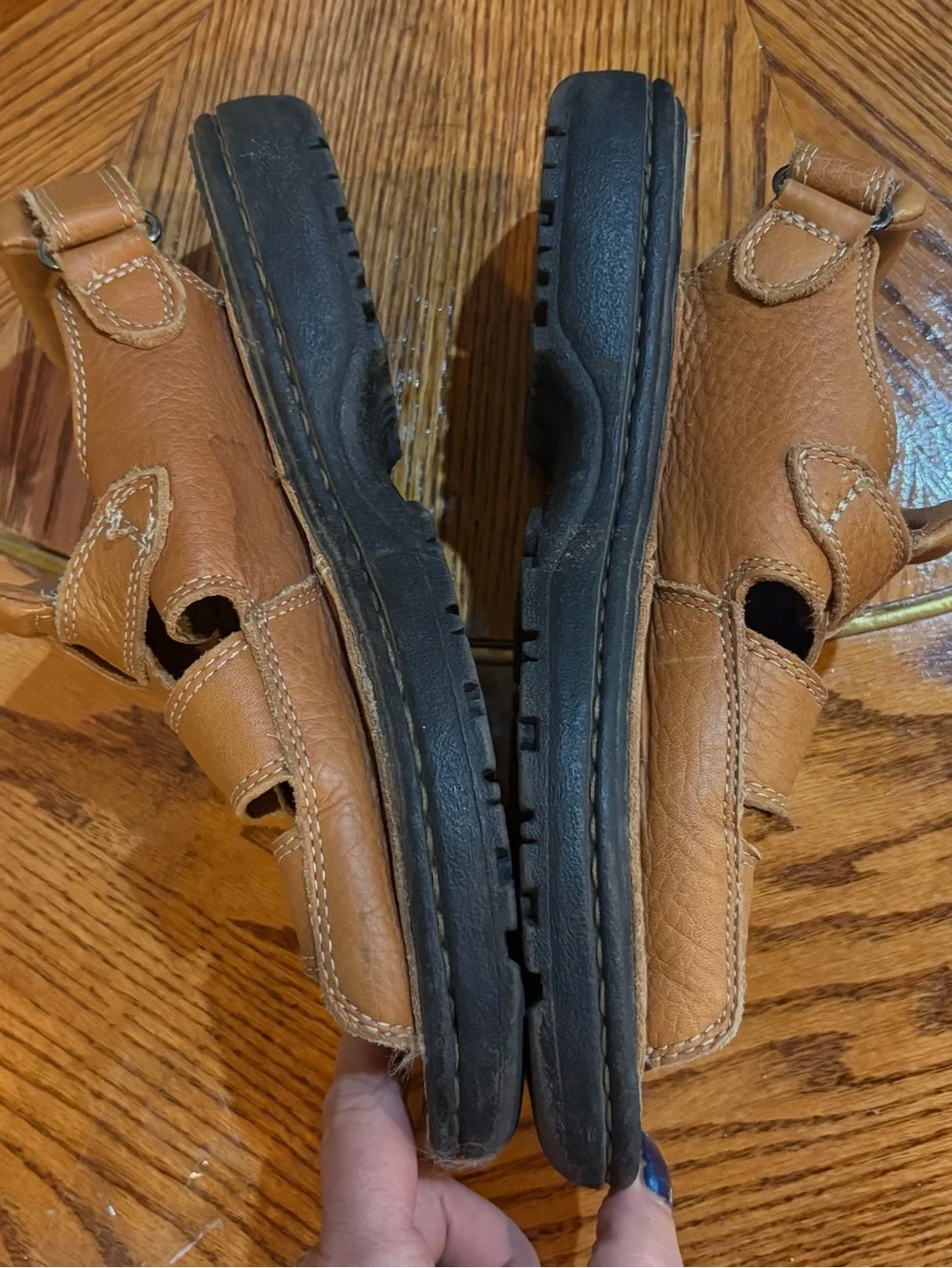 Men’s Earth Shoes Camel Leather Fisherman Sandals SZ 9